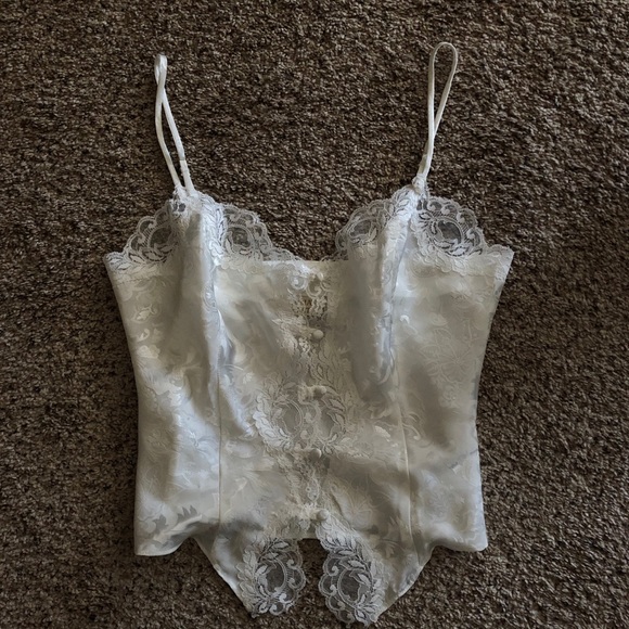Vintage Victoria’s Secret Lace top - Picture 1 of 3